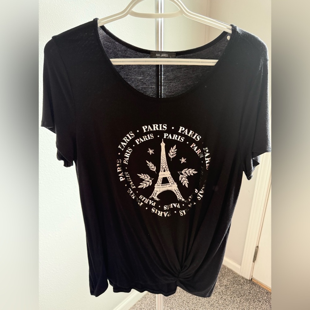 Black‎ Paris Graphic Tee. Size L